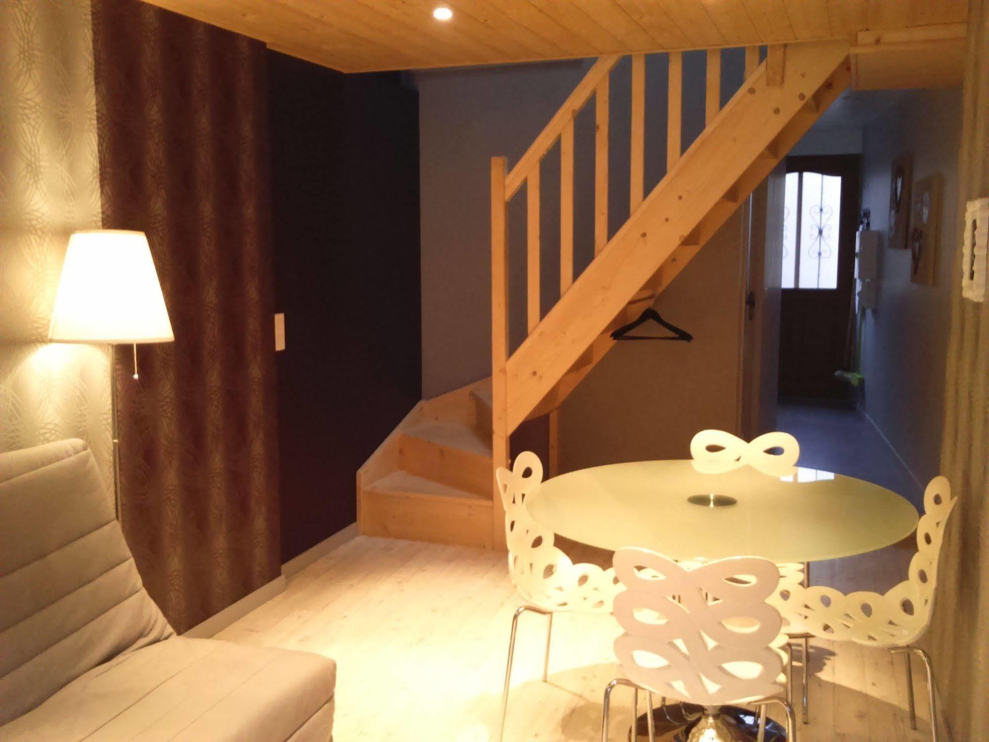 Loc'Apparts Beaumont-sur-Oise Exterior foto